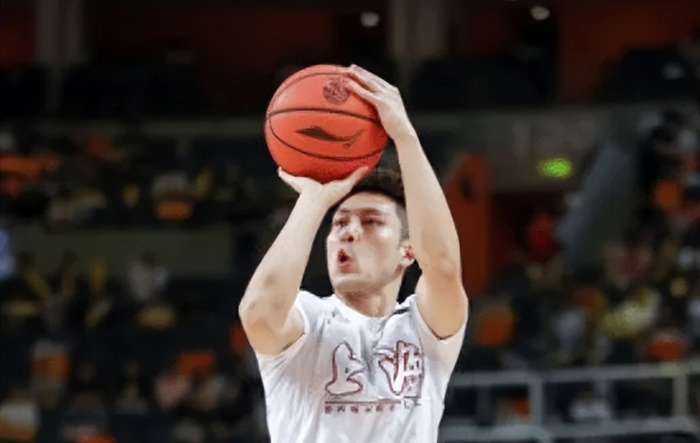 上海129-79大胜四川展现统治力，四川连败困境持