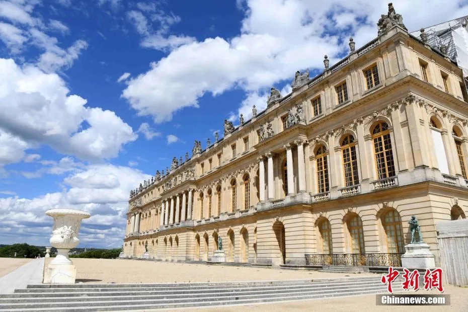 巴黎奥运会塞纳河开幕引关注，安保与水质问题