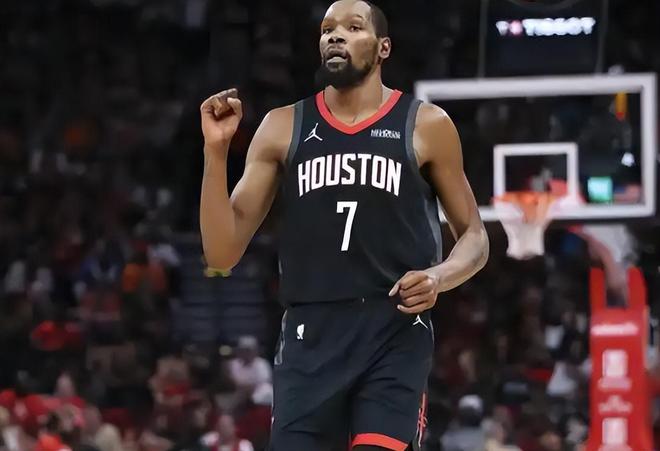 凯尔特人横扫76人晋级次轮 马刺大胜开拓者锁定