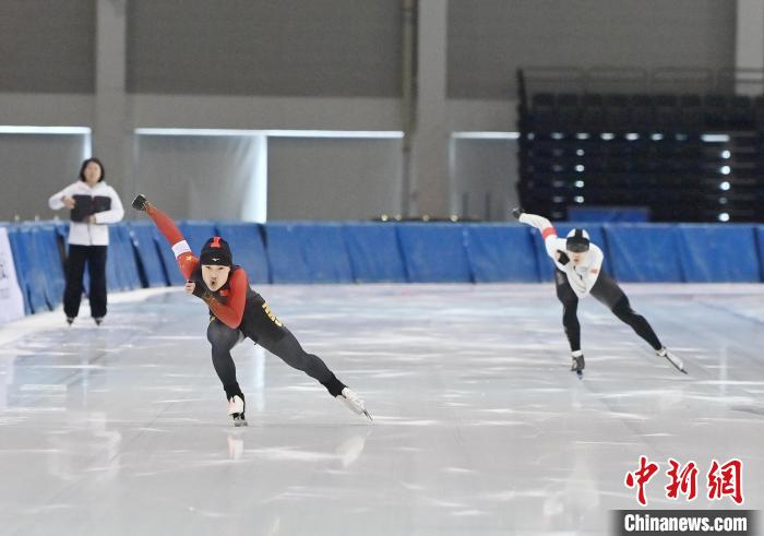 长春全国青少年速滑锦标赛展现中国速度滑冰青